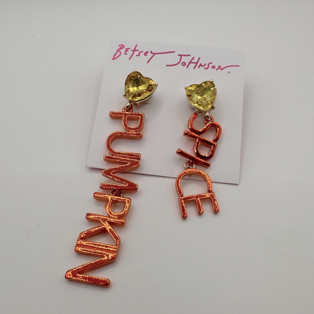 Betsey Johnson Pumpkin Spice dangle earrings NWT